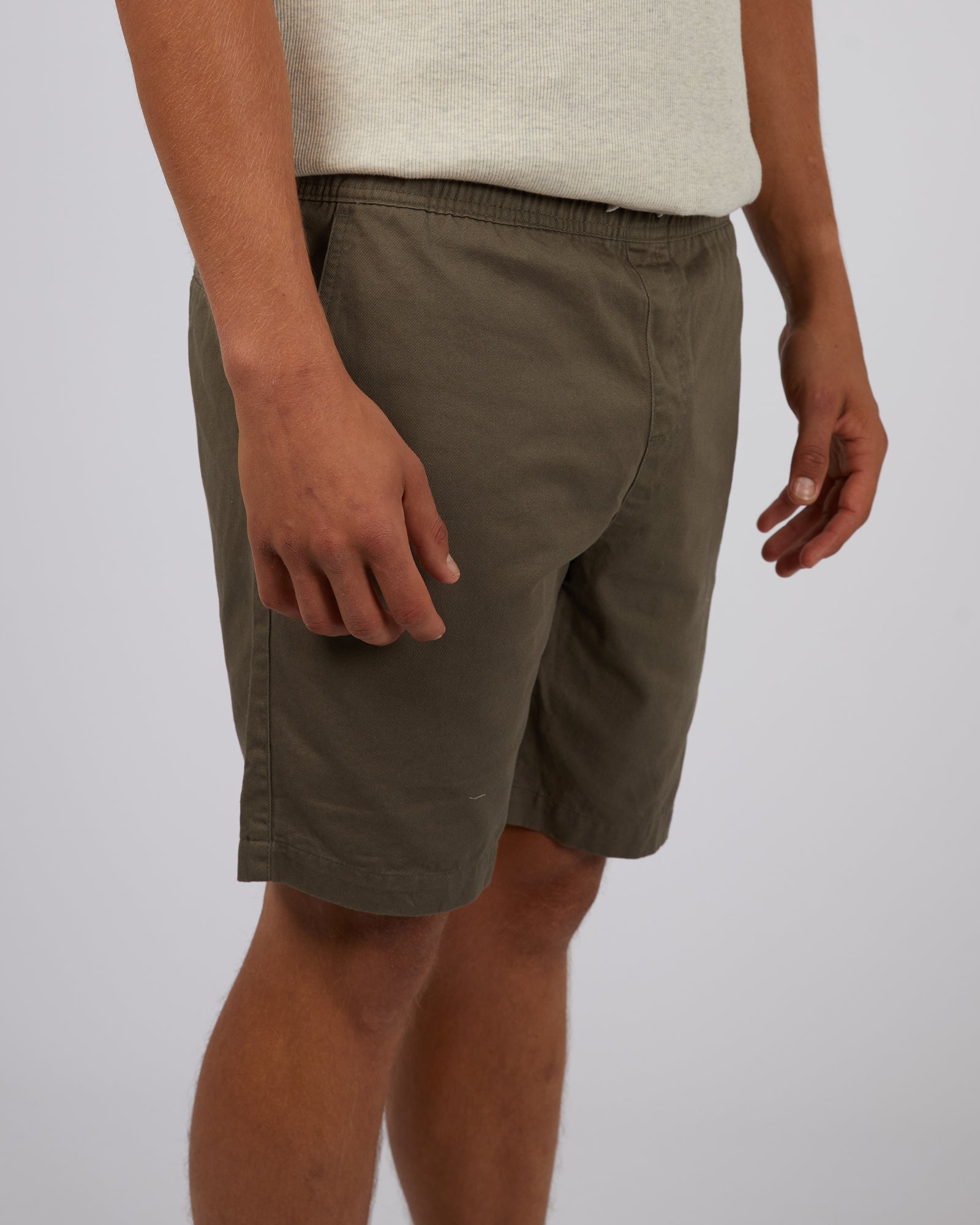 Classic Short Khaki