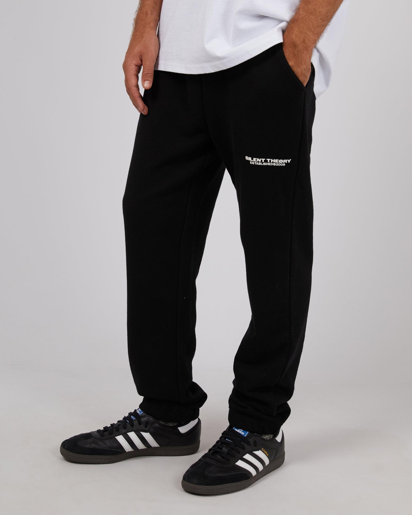 Essential Theory Track Pant Black